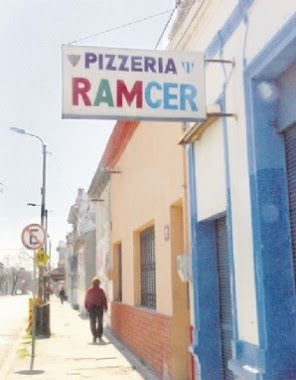 Pizzeria RAMCER, Author: Rodrigo Aguerre