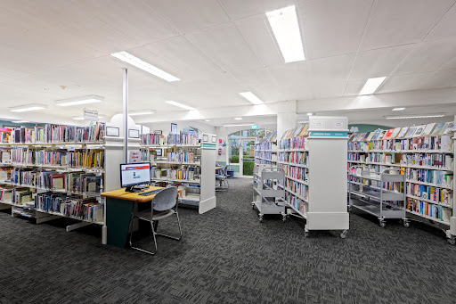 Queenstown Lakes District Library - Thumbnail