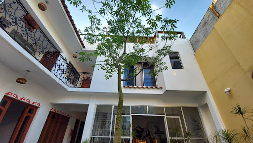 Cielo Rojo Hostel - Thumbnail