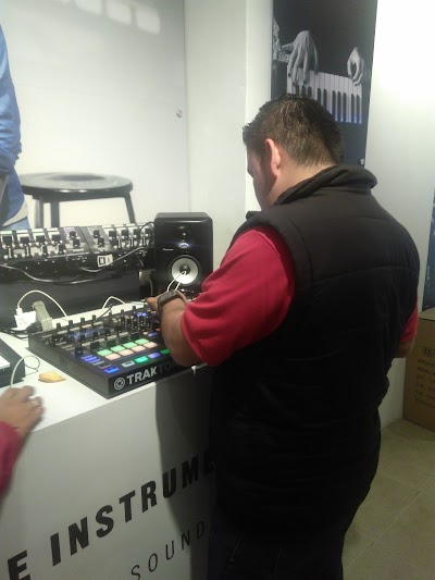Photos of Super Audio