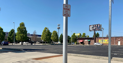 511 W Reno Ave Parking - Thumbnail