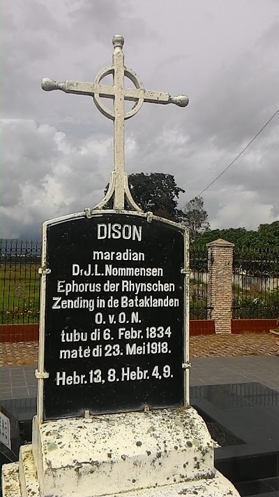 Photos of Makam Missonaris Pdt.DR.IL.Nommensen
