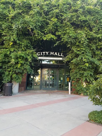 Redwood City Hall