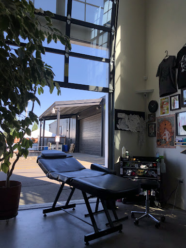 Summerland Studios - Visual