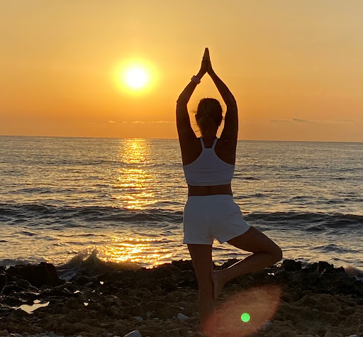 Yoga Y Sol Logo