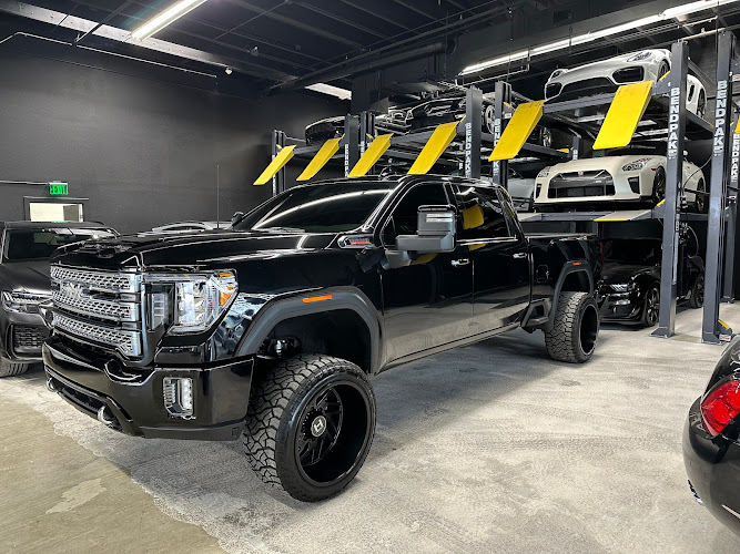 Flores Auto Detailing - Laveen Village, Arizona