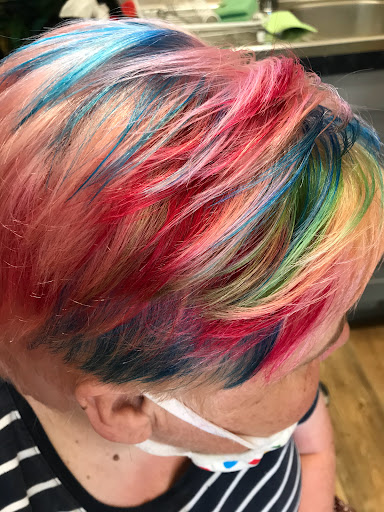 Clippers Unisex Hairdressers Cholsey Gallery - United Kingdom