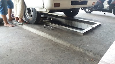 Photos of Amazon 2