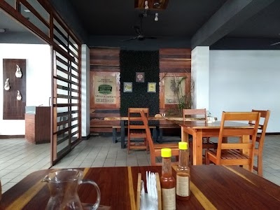 Photos of Clandestino Barra de Caf&eacute;