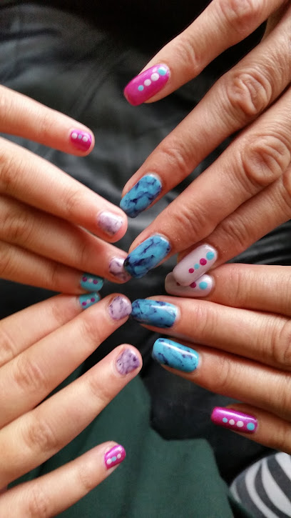 Nail Glamour