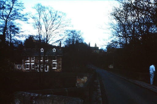 Bridge Road - Visual