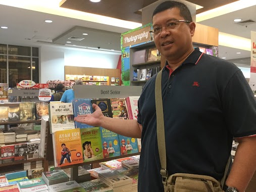 Praktek Dokter Anak Kencana Loka, BSD, Author: Praktek Dokter Anak Kencana Loka, BSD