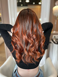 Photo n°27 de Le Salon de Lucile à Saint-Malo (Salon de coiffure)