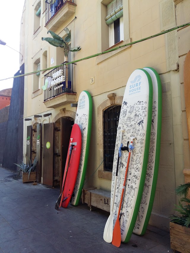 Surf House Barcelona