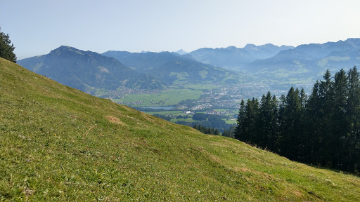 Parkplatz zur Mittelalpe - Thumbnail