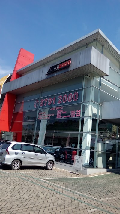 Photos of Dealer Toyota Cibinong