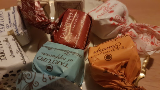Tartufo Praline Schokolade Bestellservice - Thumbnail