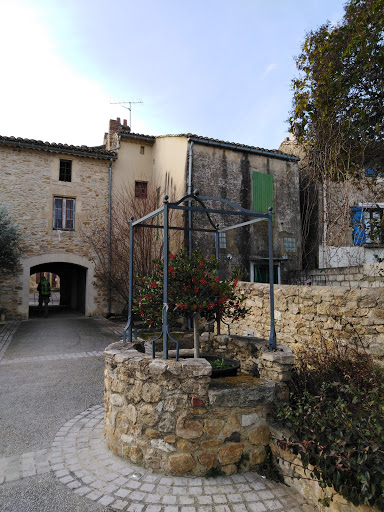 Tresques