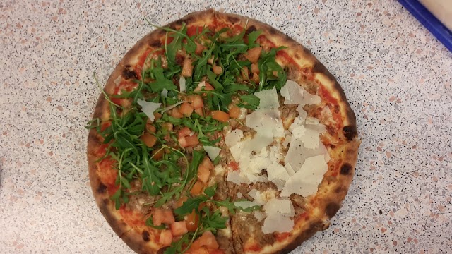 AKDAG, pizzeria pronto pizza