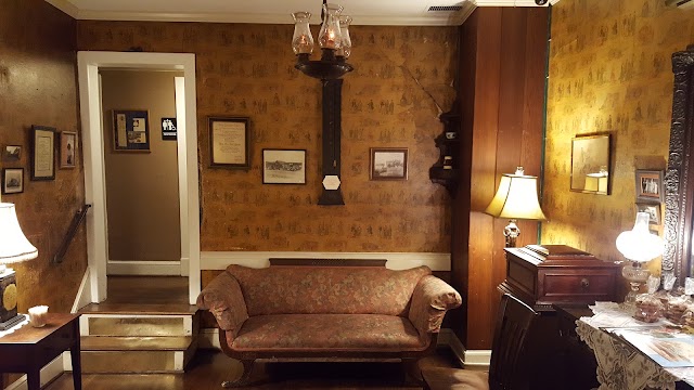 Mrs K's Toll House