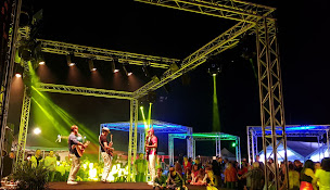 Photo n°4 de KM EVENTS - EVENEMENTIEL à Trémons (Fournisseur de matériel d'éclairage scénique)