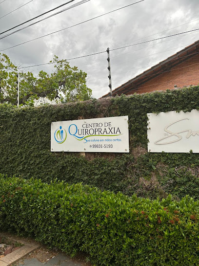 Centro de Quiropraxia Cuiabá • Dra. Marilaine Barili Corrêa Campos