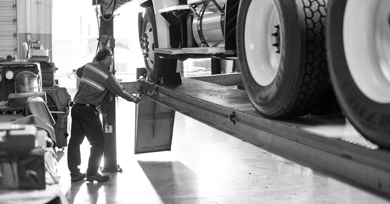 Ryder Truck Rental photo