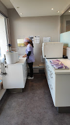 Photo n°5 de Dr Claire Maria - Chirurgien Dentiste à Sainte-Foy-lès-Lyon (Dentiste)