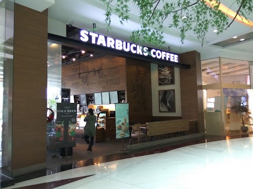 Starbucks Menara standard chartered, Author: Rizqa Amalia