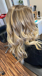 Photo n°24 de Boréalis Coiffure à Tarbes (Salon de coiffure)