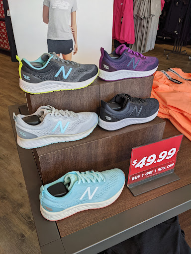 New Balance Factory Store Gilroy - Thumbnail