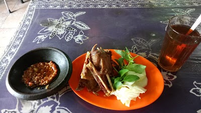 Photos of Bebek Goreng H. Slamet ( Asli )
