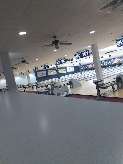 Student Center Bowling & Billiards