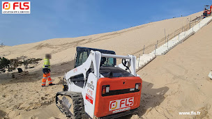 Photo n°5 de FLS - Location Matériel Chantier BTP à Montrabé (Agence de location de poids lourds)