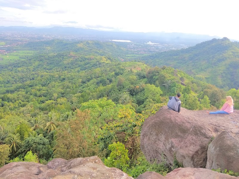 Wisata Gunung Batu Lawang Wisata Banten