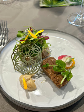 Restaurant L'Embellie (à 7 km de Cluny, En Bourgogne) by null