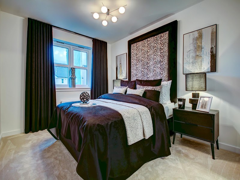 Persimmon Homes Kinglass View photo 2