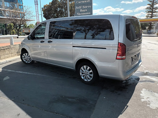 M & I Luxury Charters - Luxury Airport Transfers Perth - Thumbnail