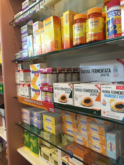 Photos of Pharmacy Viti de Angelis - See "General Hospital"