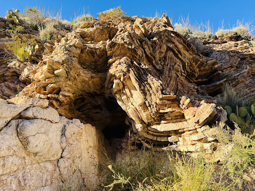 Ernst Tinaja Trailhead - Thumbnail