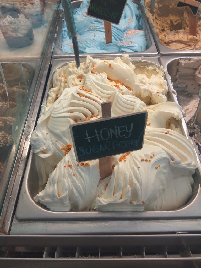 Gelateria Alice, Art & Heart