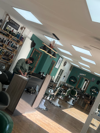 Oscar Barbershop - Thumbnail
