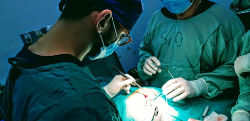 Dr. Carlos Cadaval Gallardo, Cirujano pediátrico - Thumbnail