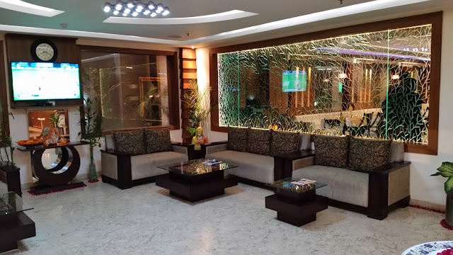 Hotel Seven Hills Tower