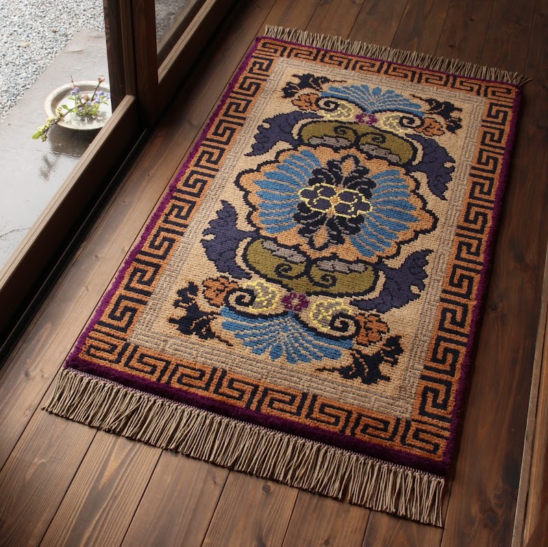 鍋島緞通 織元 織ものがたり