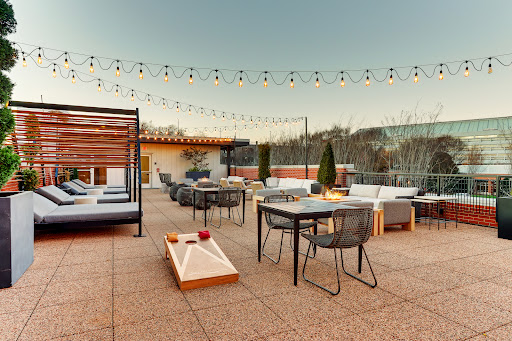 High Rail Rooftop Bar + Space - Thumbnail
