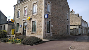 Photo n°1 de La Poste à Quettehou (Poste)