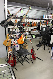 Photo n°37 de Cash Express Magasin d'occasions Multimédia, Image et Son, Téléphonie, Bijoux, Achat d'or à Trans-en-Provence (Magasin de jeux vidéo)