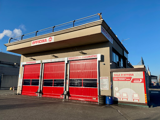 Gommista Autofficina Iiritano Carrefour Assago