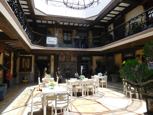 plaza villa del carbon